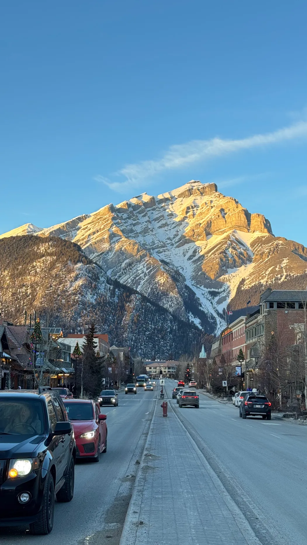 3박 4일 여행 한번으로 지금은 워홀까지 알아보고있답니다.. 
