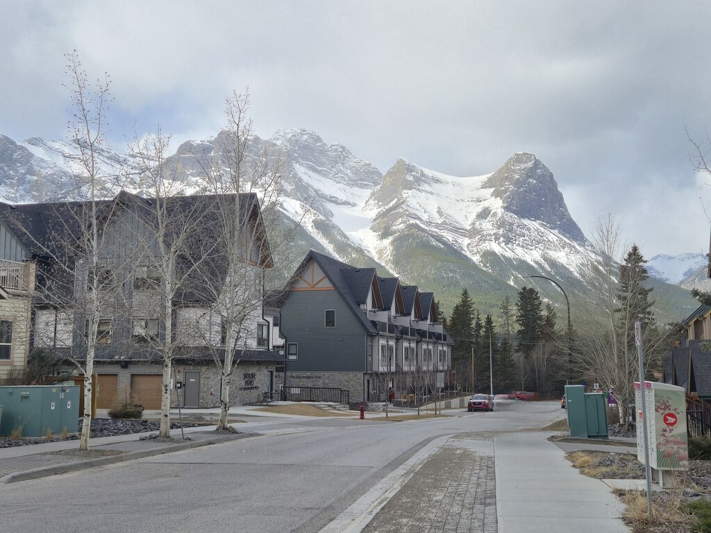 죽기전에 로키여행 한번은 꼭 해보시길 추천합니다.
