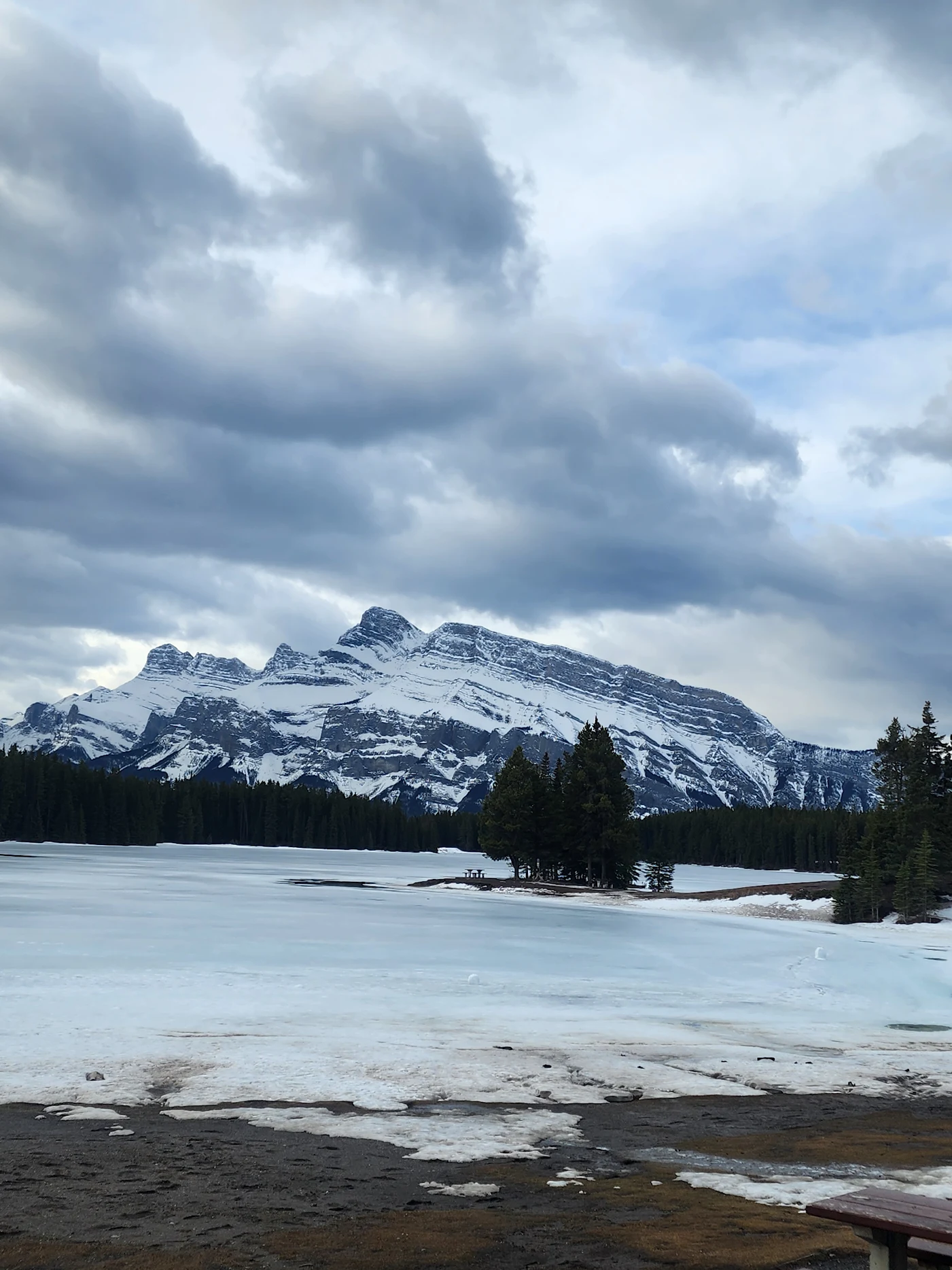 겨울록키는 완전히 다른 세상에 온 느낌