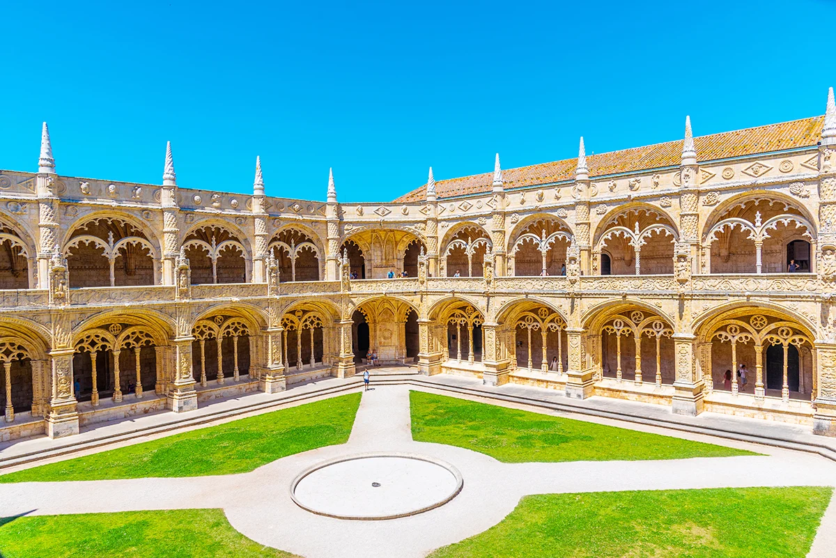 Jerónimos Monastery 