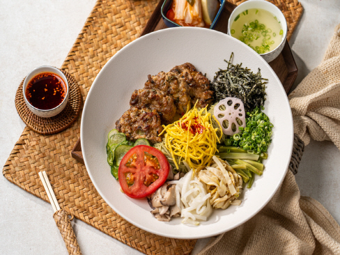 Damyang Apjip (Tteokgalbi Noodle Specialty Restaurant)